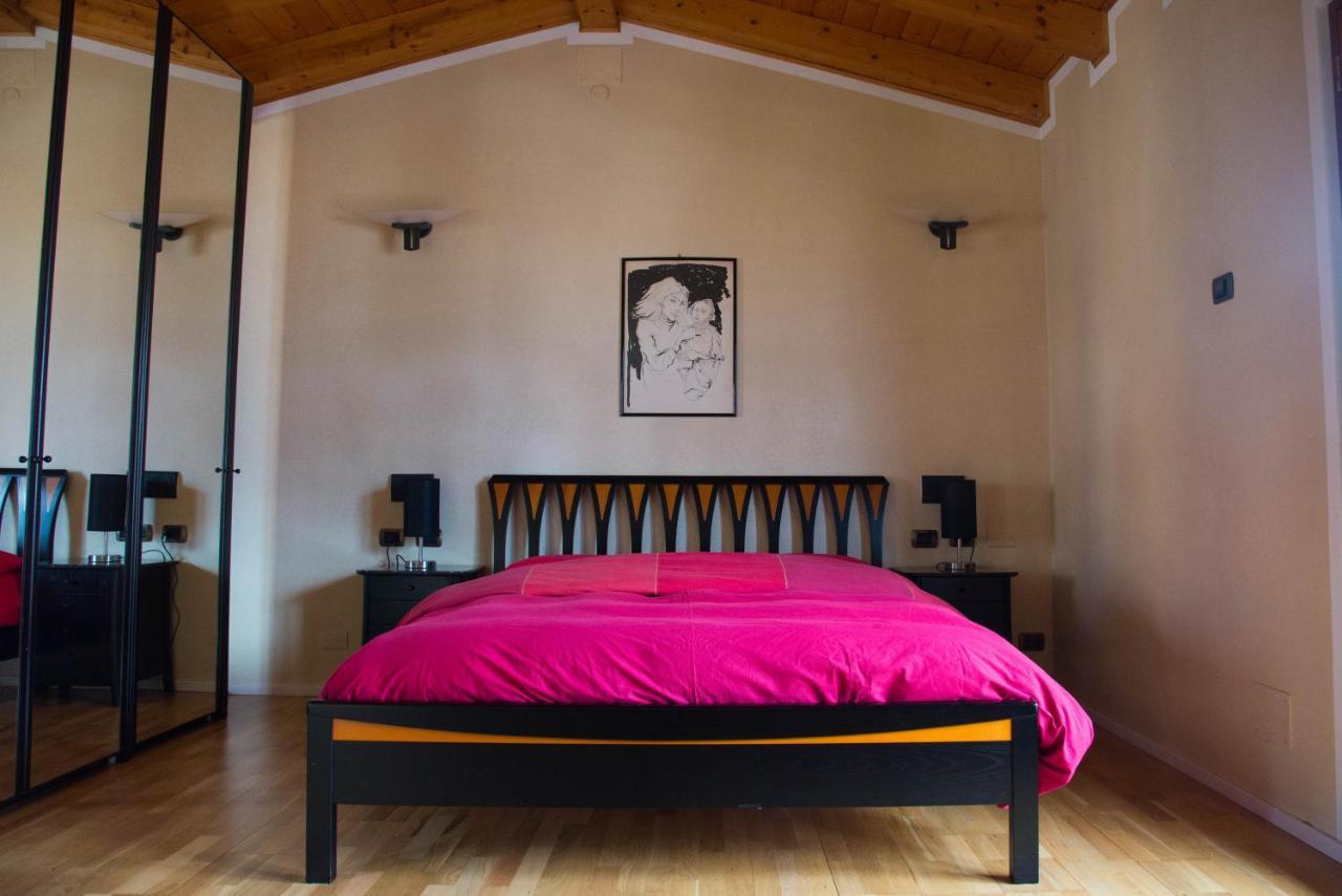 Guesthouse "Villa Tamas" Лимоне-суль-Гарда Экстерьер фото